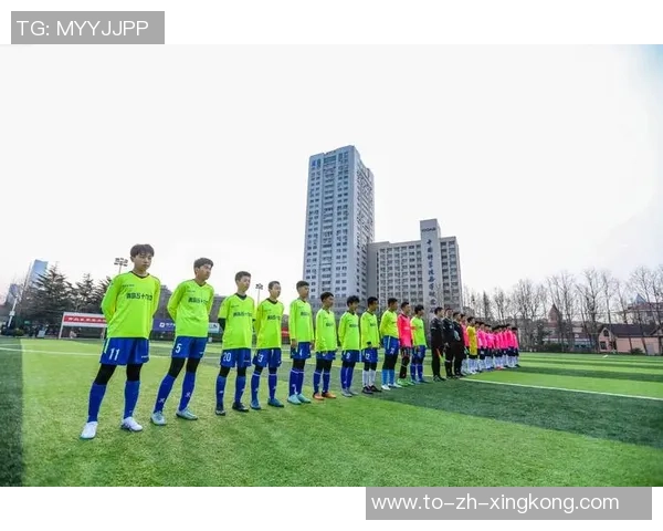 大连八中足球队奋勇拼搏展现青春风采助力校园体育发展 大连八中足球队奋勇拼搏展现青春风采助力校园体育发展